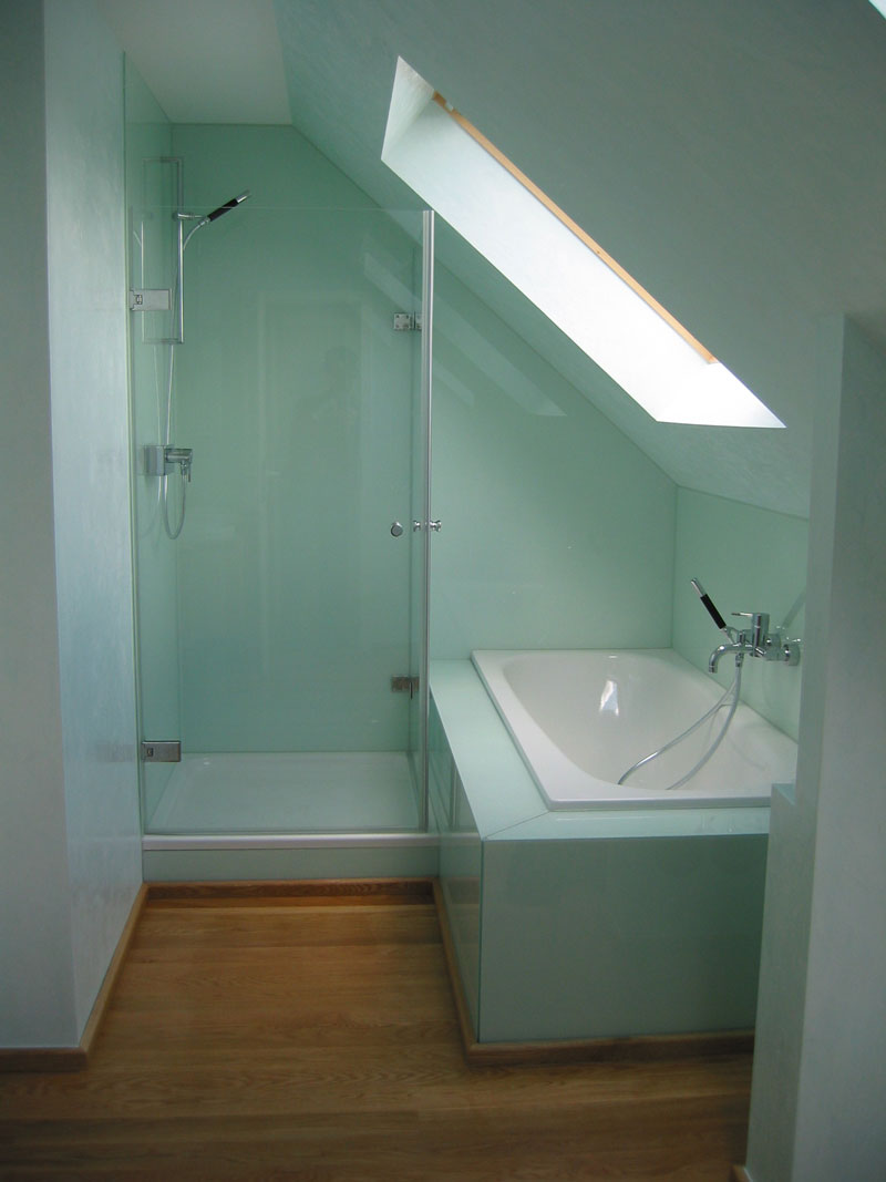 Badezimmer mit Glas