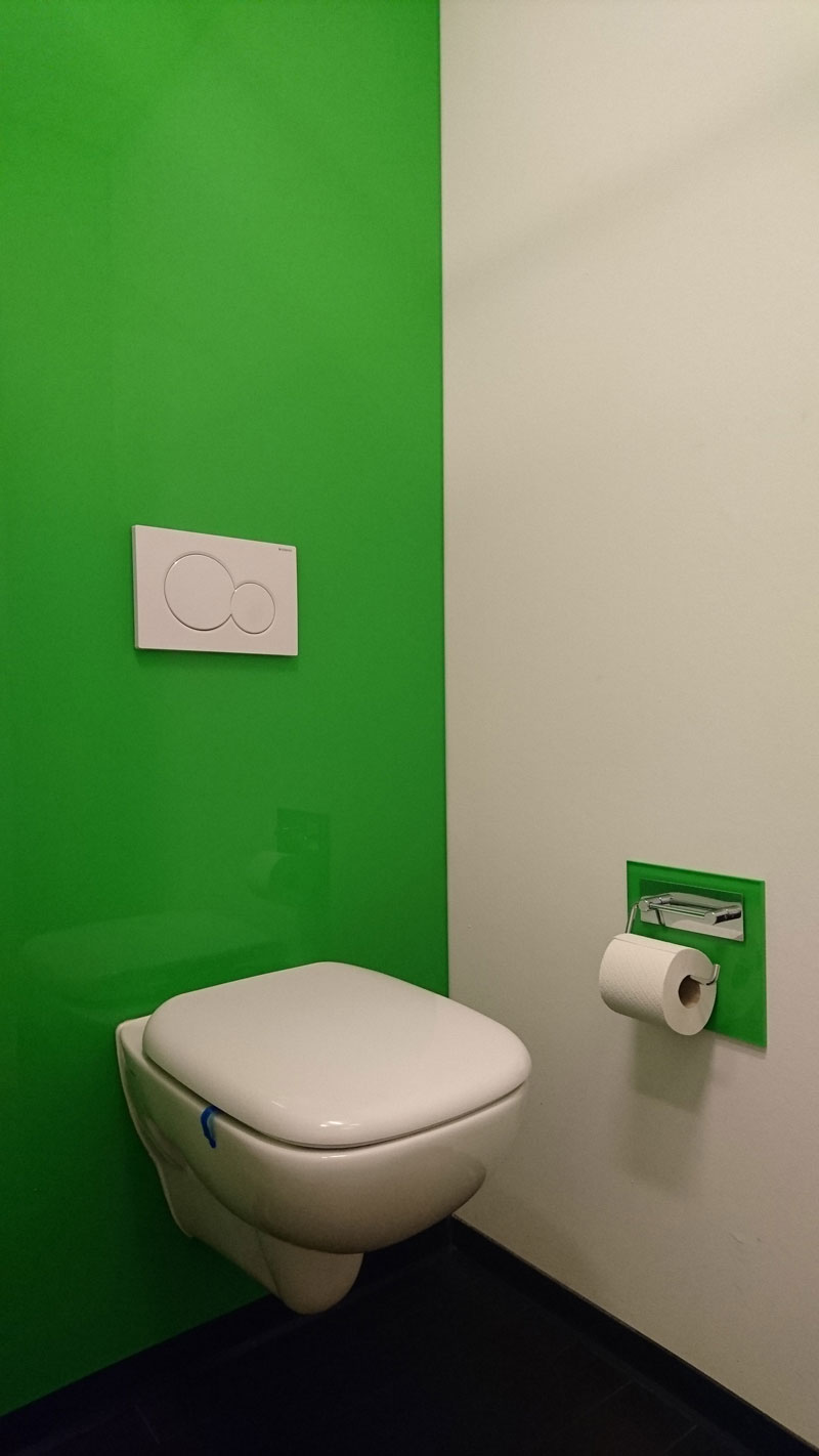 Toilette Glas
