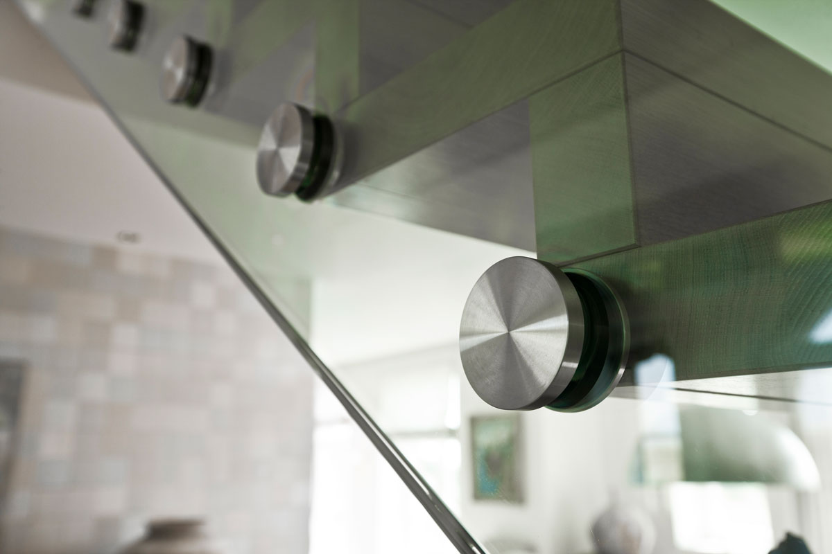 Bruestung Glas Hilden